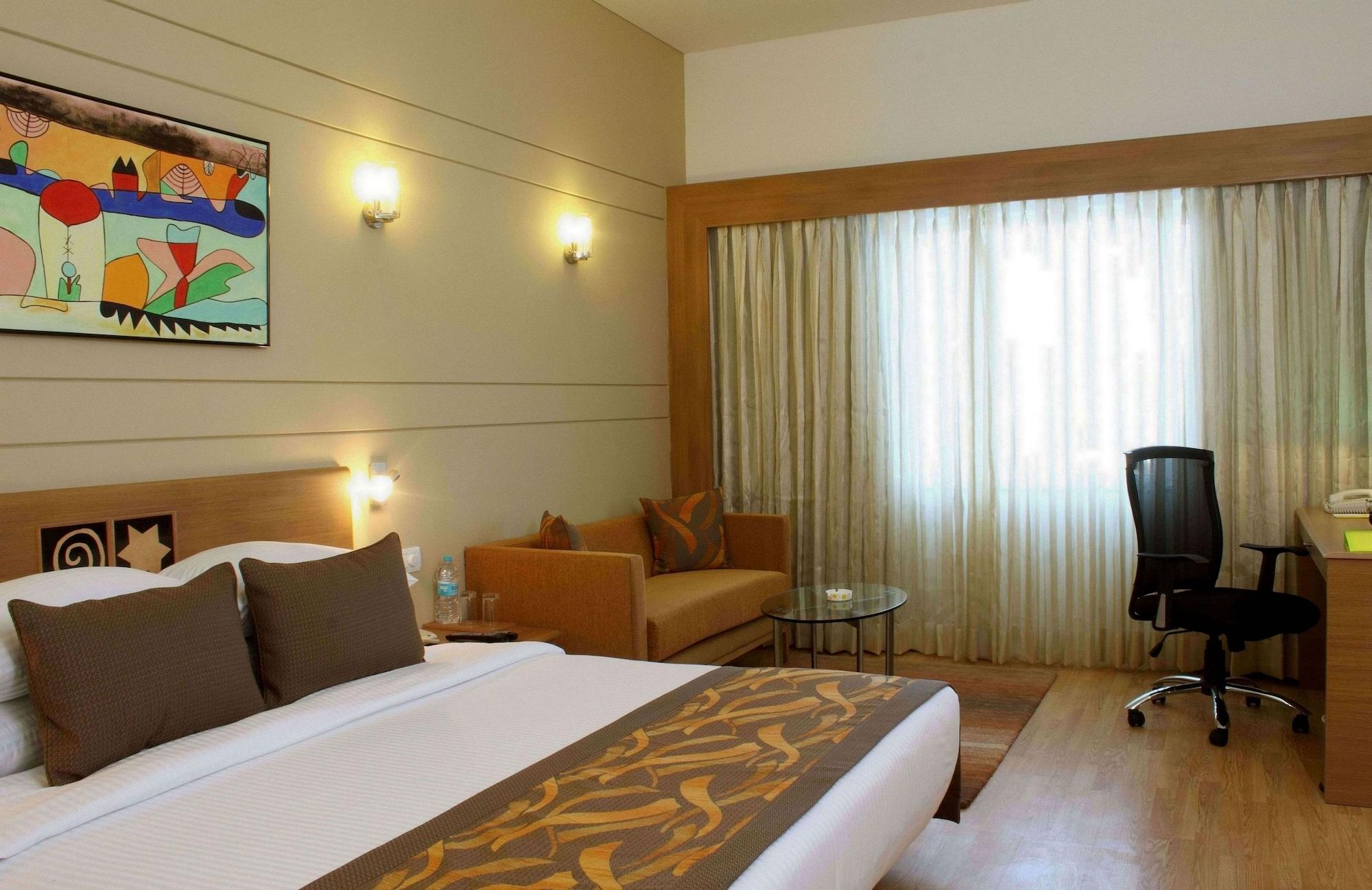 Lemon Tree Hotel Electronics City Bangalore Extérieur photo