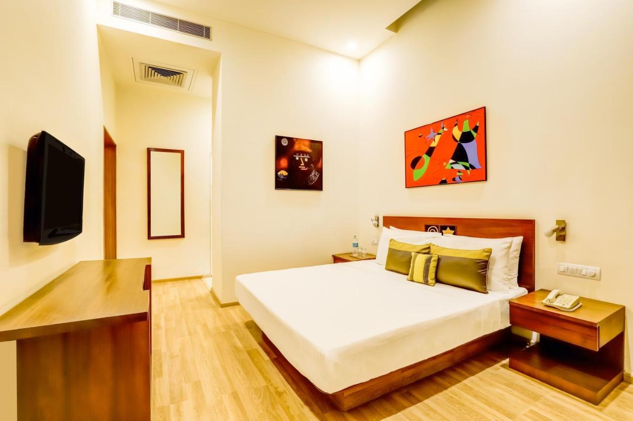 Lemon Tree Hotel Electronics City Bangalore Extérieur photo