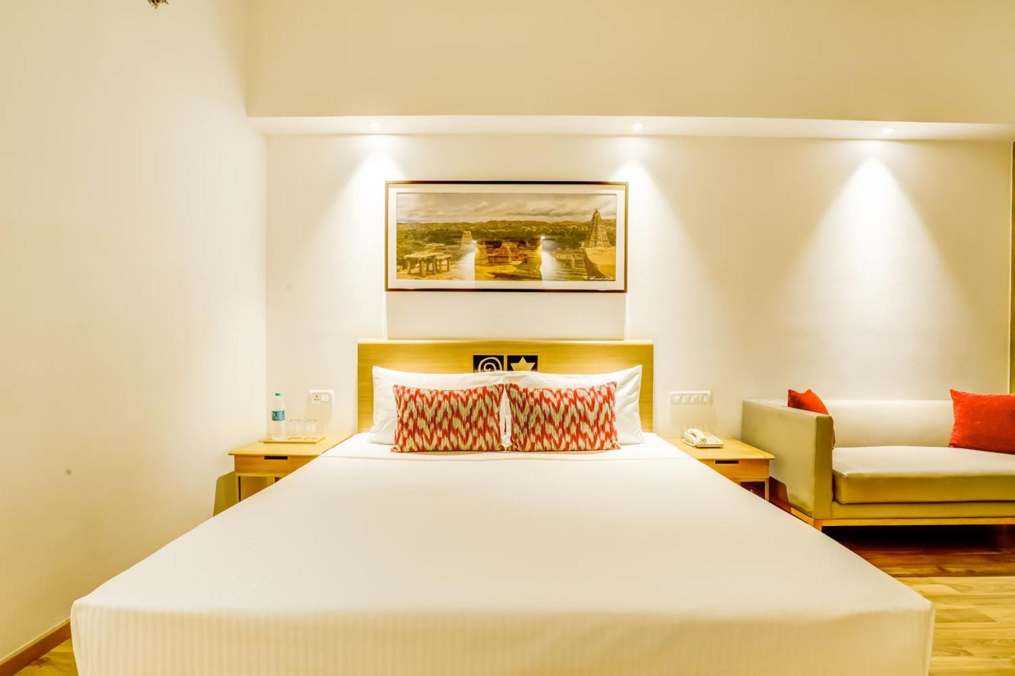 Lemon Tree Hotel Electronics City Bangalore Extérieur photo