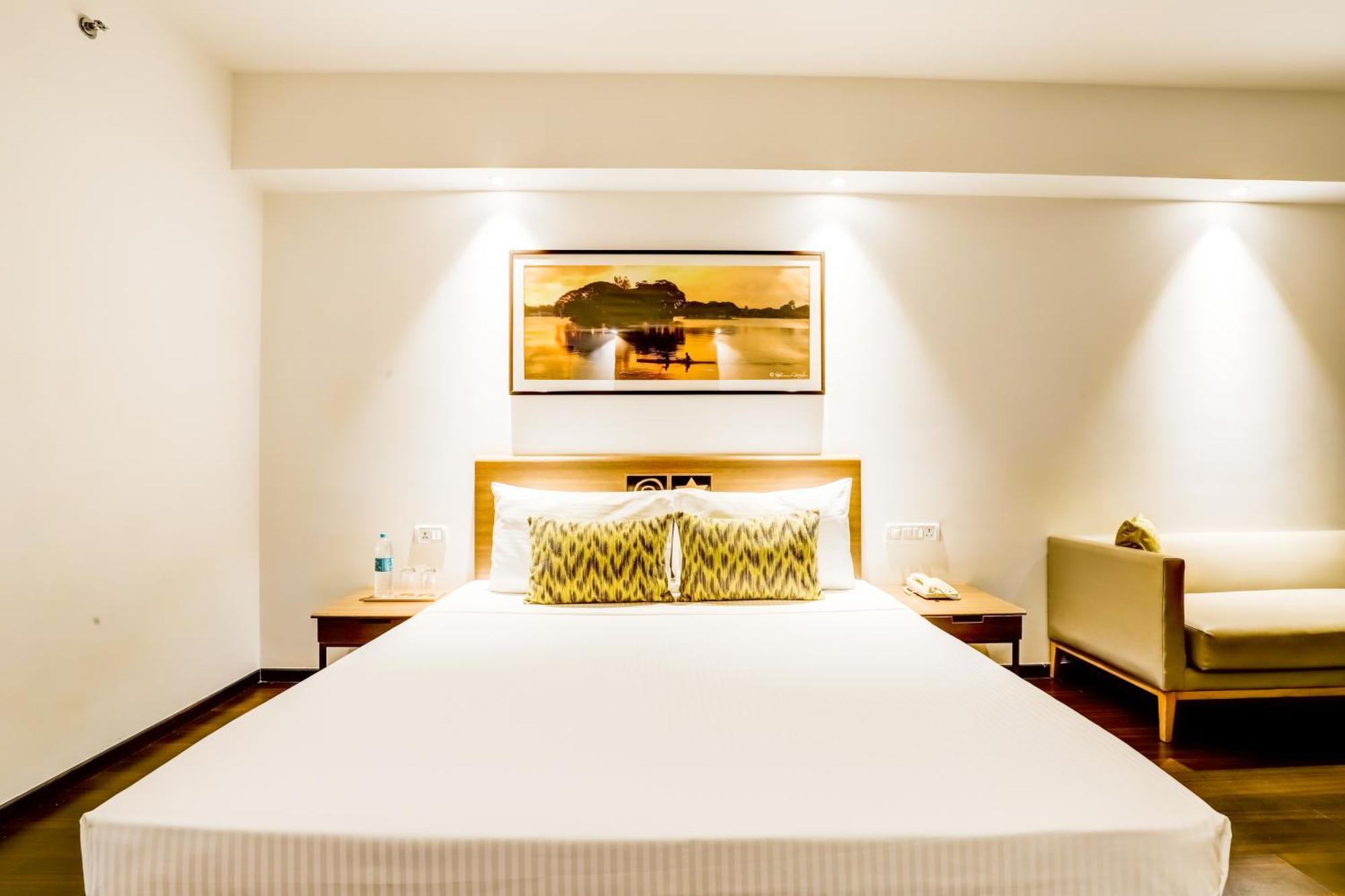 Lemon Tree Hotel Electronics City Bangalore Extérieur photo