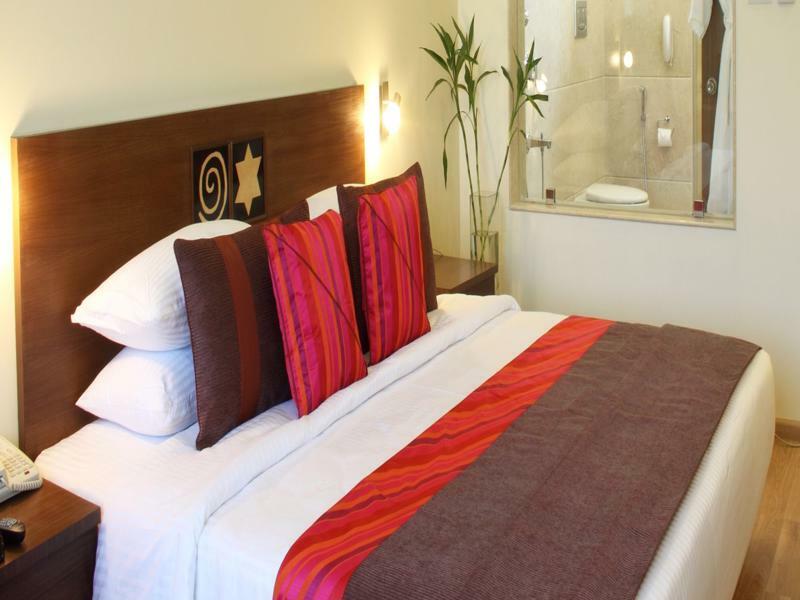 Lemon Tree Hotel Electronics City Bangalore Extérieur photo